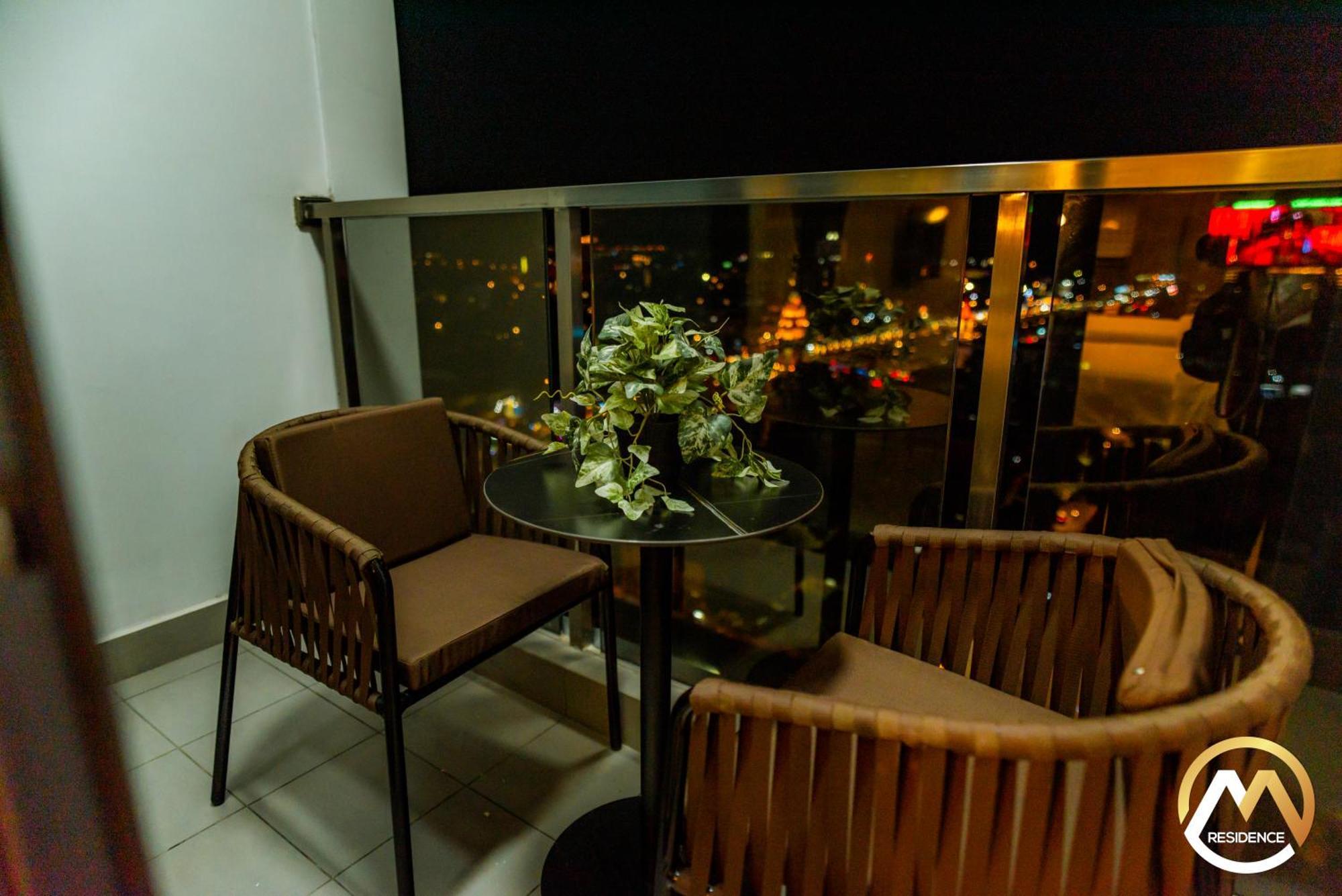 Hotel Serviced Apartments Top One Infinity Pool With View Of 360 Degree Phnom Penh Zewnętrze zdjęcie